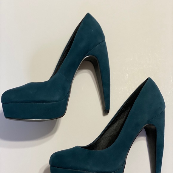 Trouvé Suede Sapphire Pumps 8.5 - Picture 2 of 13